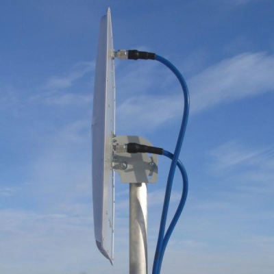 AX-2420P MIMO 2x2 панельная Антенна, Wi-Fi, 2.4ГГц, 20 дБ